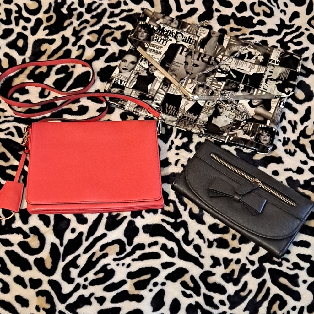 Bundle of three purses